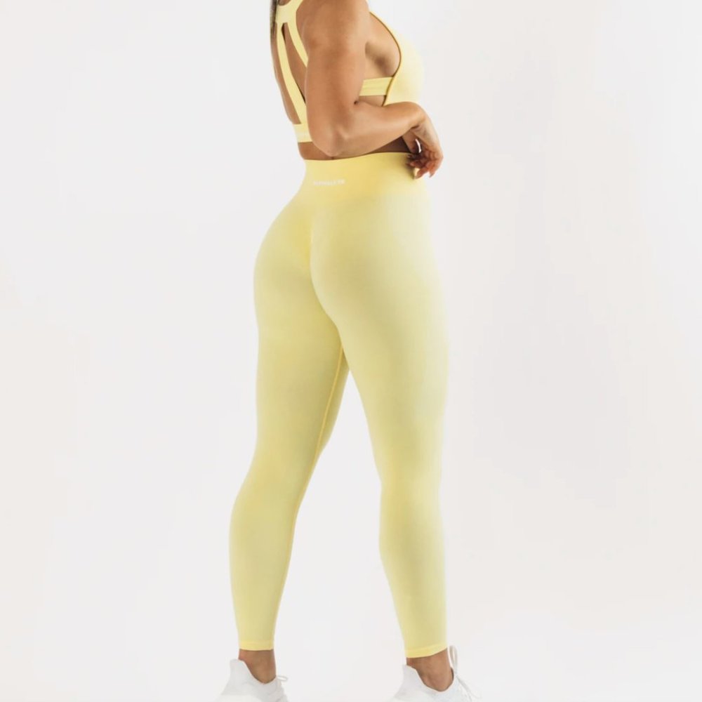 Alphalete Amplify Legging - Lemonade - XXS NWOT
